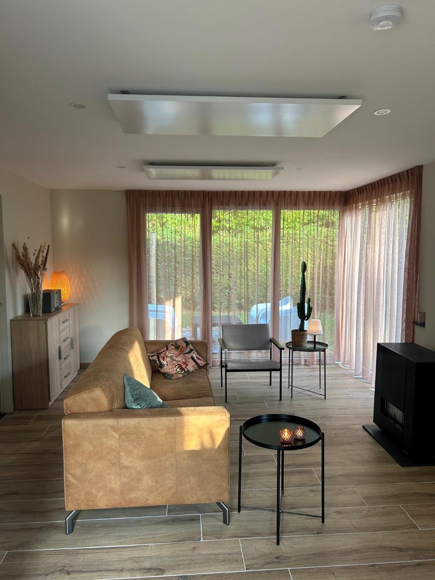 Oosterschelde Lodge Met Veel Privacy En Dicht Bij Het Water Scherpenisse Extérieur photo