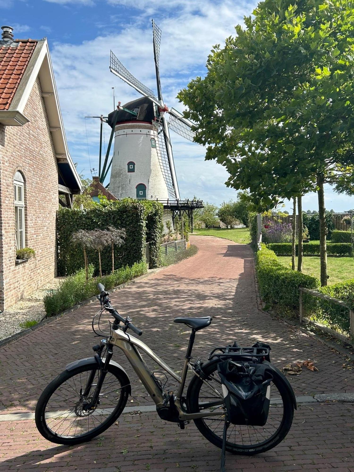 Oosterschelde Lodge Met Veel Privacy En Dicht Bij Het Water Scherpenisse Extérieur photo