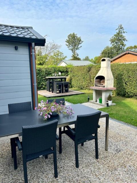Oosterschelde Lodge Met Veel Privacy En Dicht Bij Het Water Scherpenisse Extérieur photo